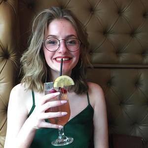 Meet your Posher, Leah